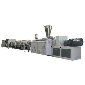 Un buon prezzo. estrusione del tubo di drenaggio del PVC 150r/Min che rende a macchina espulsore di plastica in linea