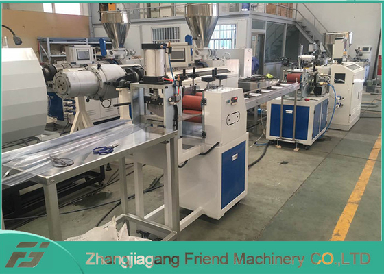 Un buon prezzo. Linea di produzione di plastica di profilo di marca del motore di Siemens resistenza della corrosione in linea