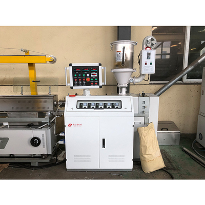 Un buon prezzo. Macchina unica del filamento della stampante della vite 15kw 3D in linea