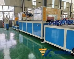 Good price Macchina composita di plastica di legno automatica dell'estrusione dello SGS in linea