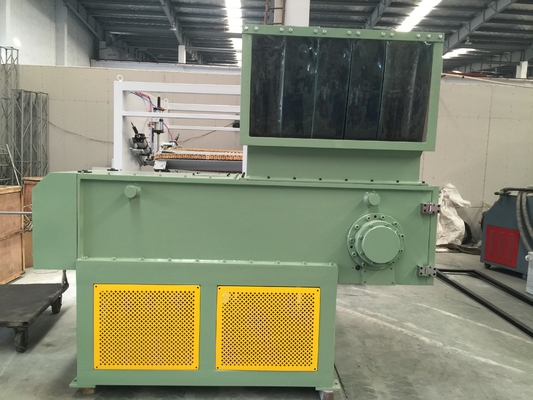 Un buon prezzo. Consumo di energia basso di plastica della macchina 45kw del frantoio di controllo di programma dello SpA in linea