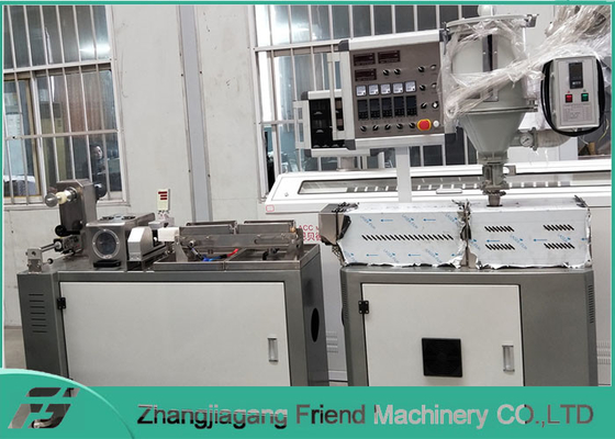 Un buon prezzo. 1 - Macchina automatica, macchina del filamento della stampante 2 piccola 3D di kg/h del creatore del filamento in linea