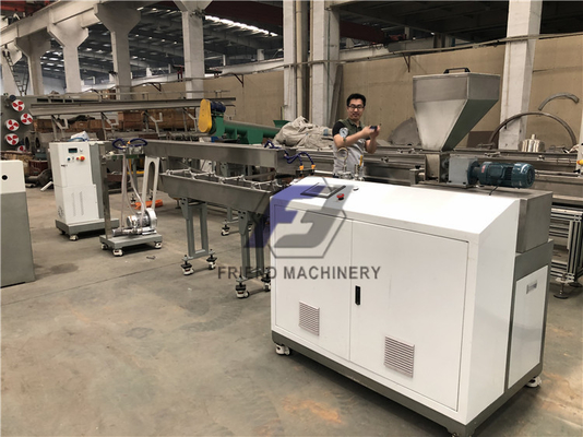 Un buon prezzo. Linea di riciclaggio di plastica macchina del mini ANIMALE DOMESTICO parallelo di pelletizzazione dell'ANIMALE DOMESTICO della vite del doppio in linea