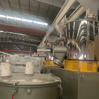 Un buon prezzo. il composto del PVC di 6mm spolverizza la macchina di plastica del miscelatore completamente automatica in linea