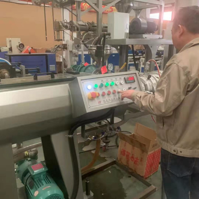 Anti linea infiammabile 25m/Min dell'estrusione del tubo del PE di 4 strati 4