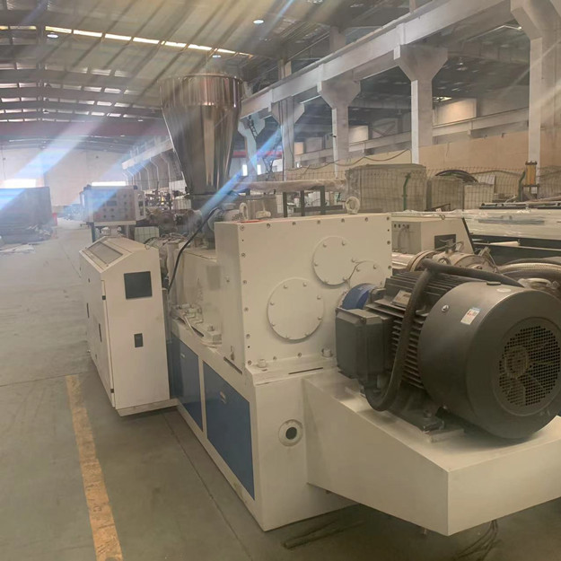 vite della macchina 65mm dell'estrusione di Wpc della mobilia di 150kg/H 37kw 1