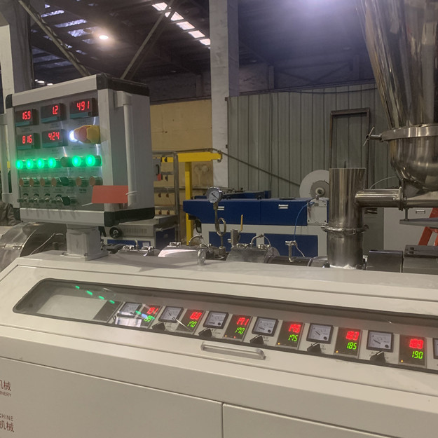 Linea calda controllo automatico di pelletizzazione del PVC di taglio 250kg/H 1