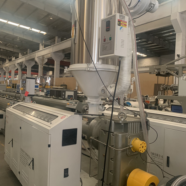 linea di plastica taglio planetario dell'estrusione dell'espulsore dei tubi del polietilene 60kg/H 1