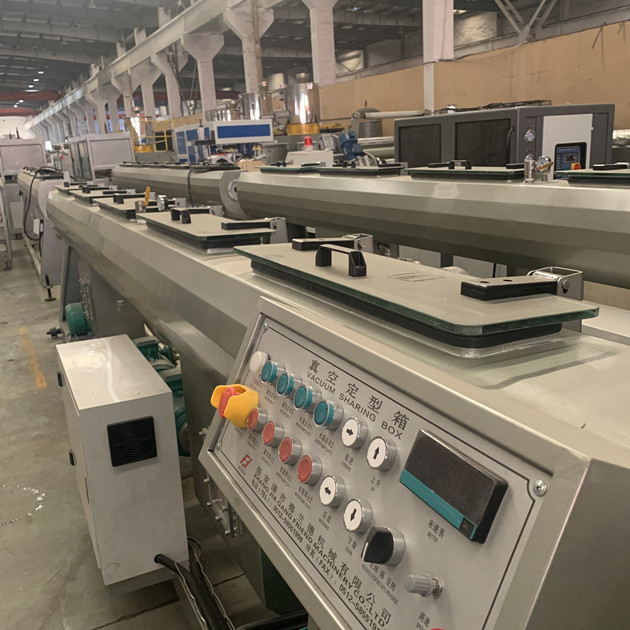 Multi linea resistenza all'urto dell'estrusione del tubo del PE di segmento 160mm 2